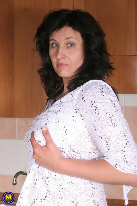Marietta: Mature Ebony Brunette in Panties Shows Her Hairy Pussy Before Anal – photo 2 of 20