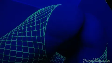 Jessie Minx: Thick MILF in Fishnet Bodystocking and Glasses Rides a Dildo – photo 1 of 15