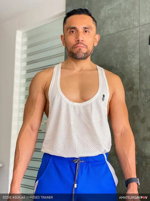 Mexican Bodybuilder Takes Bareback Anal Doggy Style – photo 1 of 20