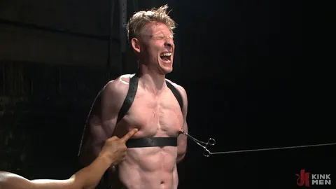 Two Men Strip Naked and Fuck Together on Camera – photo 9 of 15