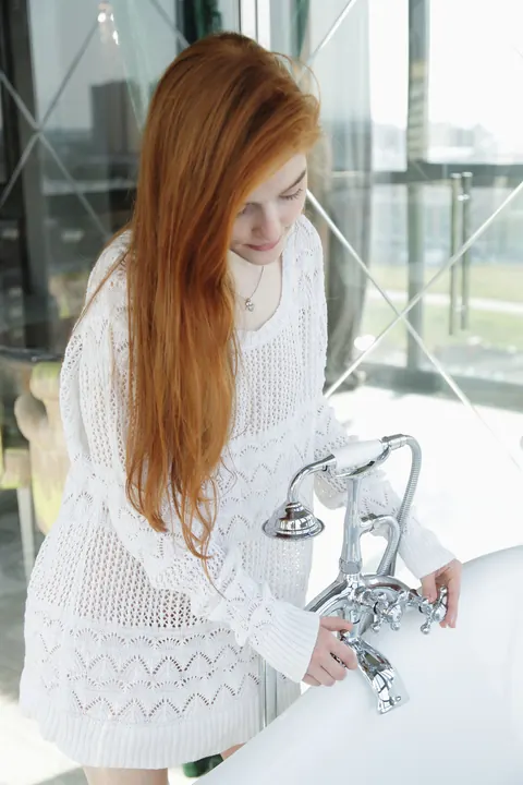 Jia Lissa: Slim Russian Redhead Undresses and Spreads in the Bathroom – photo 3 of 20