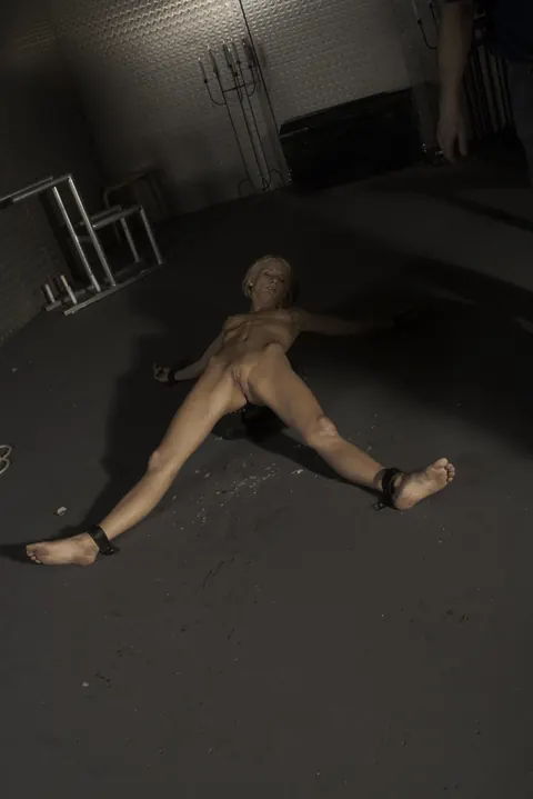Paris Pink: Skinny Blonde in Rope Suspension Spreads Her Pussy – photo 11 of 11