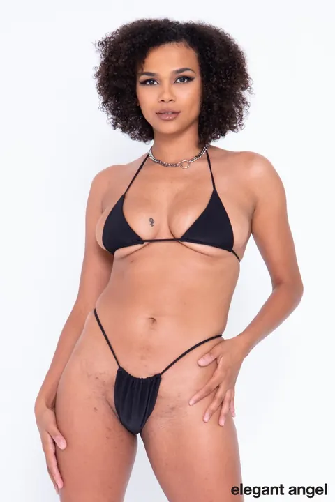 Nia Nacci: Tall Ebony Woman in a Bikini Kisses, Rides Cowgirl and Spreads in a Threesome – photo 16 of 21