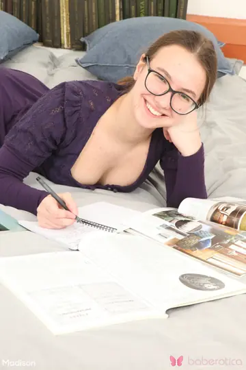 Thick Woman in Glasses Spreads Her Shaved Pussy in a Skirt