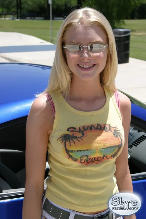 Skye Model: Blonde Strips Out of Her Skirt in the Car – photo 8 of 12