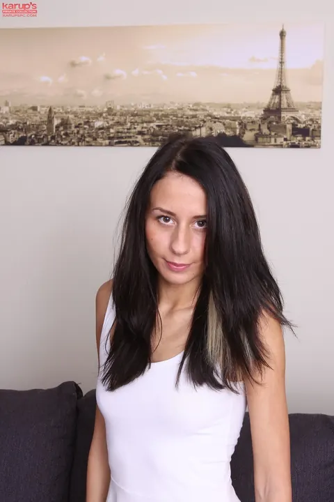 Slim Brunette Strips and Spreads Her Trimmed Pussy – photo 1 of 21