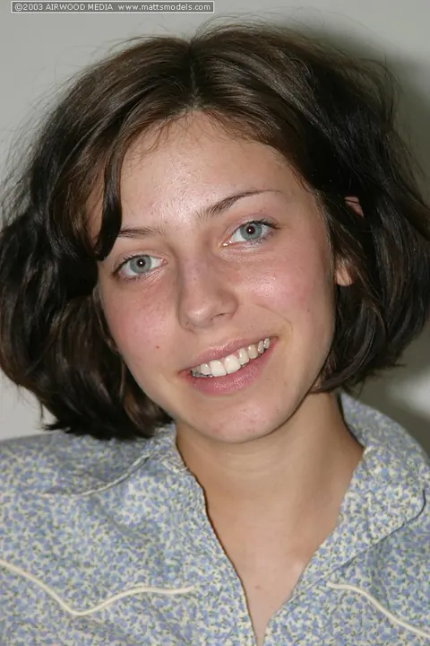 Short-Haired Brunette Amateur Strips and Fingers in Bed – photo 1 of 16