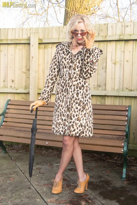 Lucy Lauren: Blonde British MILF Spreads in Leather Lingerie Outdoors – photo 1 of 16