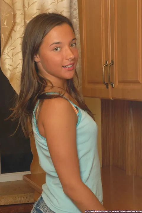 Alexandra Kroha: PAWG Strips Out of Her Shorts and Spreads Her Pussy – photo 1 of 20