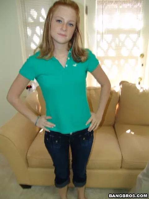 Amber Kane: Petite Redhead with Short Hair Gives Interracial Blowjob – photo 3 of 20