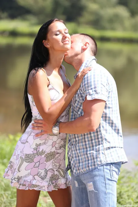 Viktoria Sweet: Busty Czech Brunette Fucks Her Man in the River – photo 3 of 21