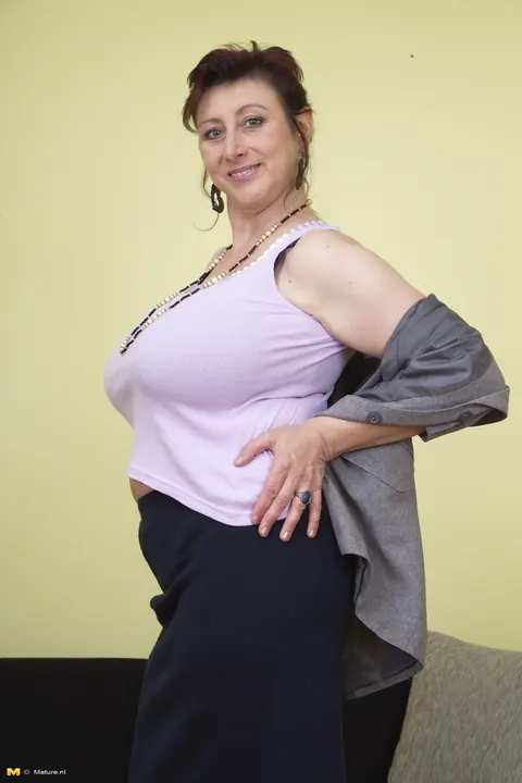 Ivana Gita: Thick Redhead MILF Unleashes Her Big Tits in Stockings and Heels – photo 4 of 16