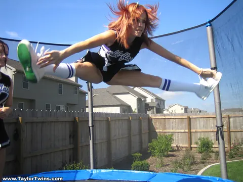 Thick Redhead Strips Out of Her Jeans and Shorts – photo 3 of 12