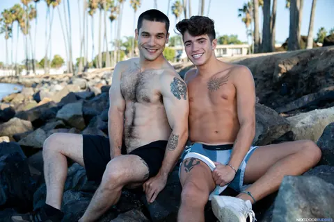 Man Rims Twink Before Anal Sex in Missionary – photo 10 of 21