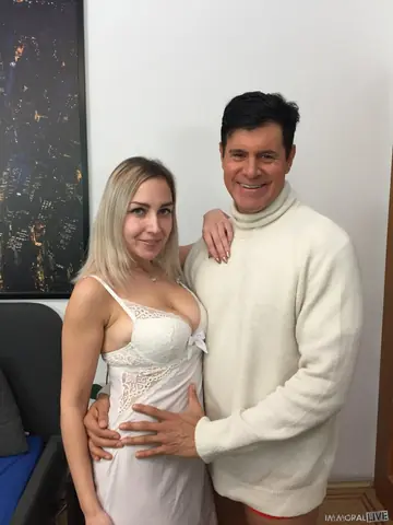 Siya Jey – Blonde Russian with Big Natural Tits Strips and Poses