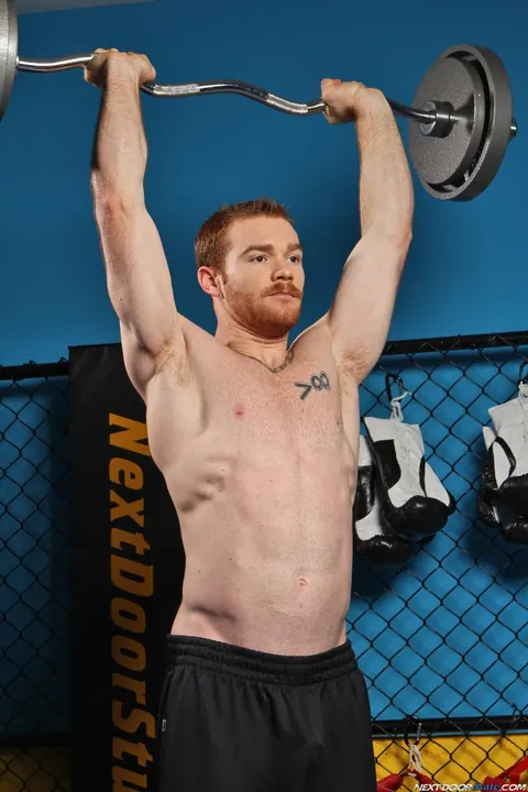 Hairy Guy Strips at the Gym and Jerks Off to Cumshot – photo 4 of 21
