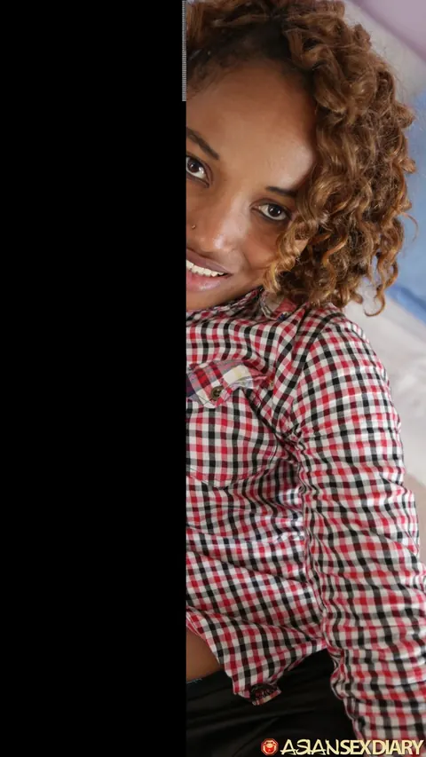 Curly Redhead Ebony Woman Fucks Missionary and Spreads – photo 5 of 20