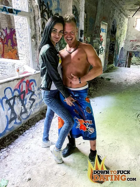Megan Venturi: Slim Ukrainian Brunette Gets Licked and Fucked Outdoors in Jeans – photo 14 of 14