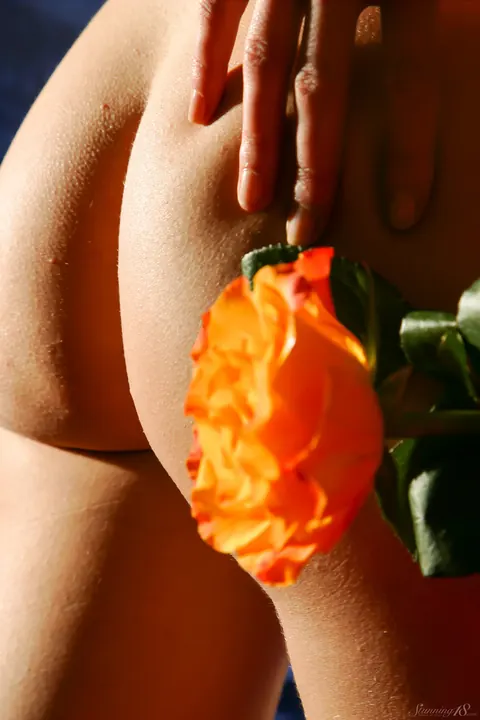Tall Woman in Pigtails Pulls Panties Aside and Spreads Her Pussy – photo 19 of 21