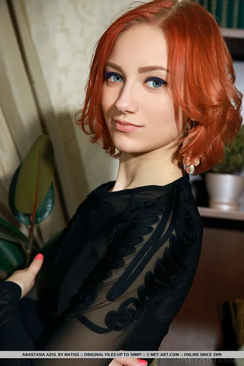 Anastasia Azul: Slim Redhead Reveals Her Tits in a Skirt – photo 17 of 18