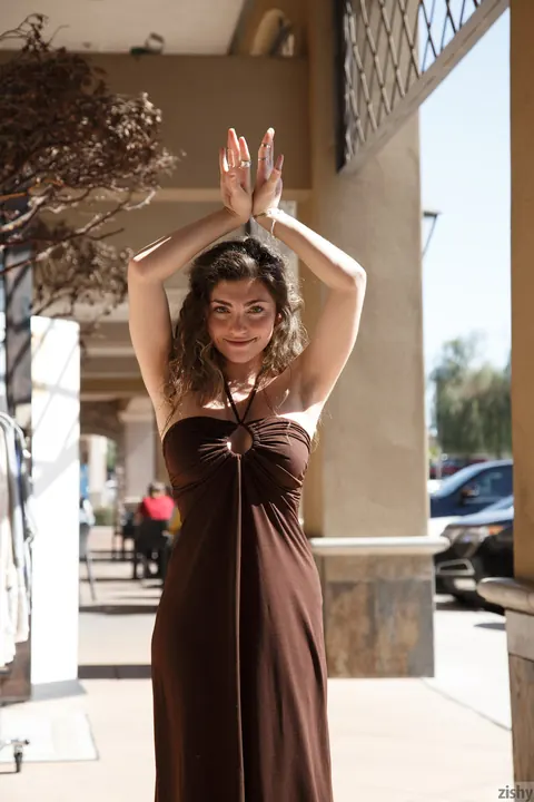 Gillian Barnes: Petite Curly Brunette Flashes Her Tits and Thighs Outdoors in Heels – photo 5 of 11