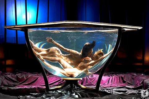 Woman Poses Nude and Spreads Her Pussy Wide – photo 15 of 16