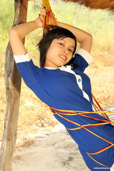 Kung: Skinny Thai Brunette Strips and Fucks Her Partner – photo 1 of 20