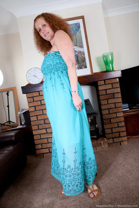 Francesca May: British Redhead MILF Undresses and Shows Her Hairy Pussy – photo 4 of 19