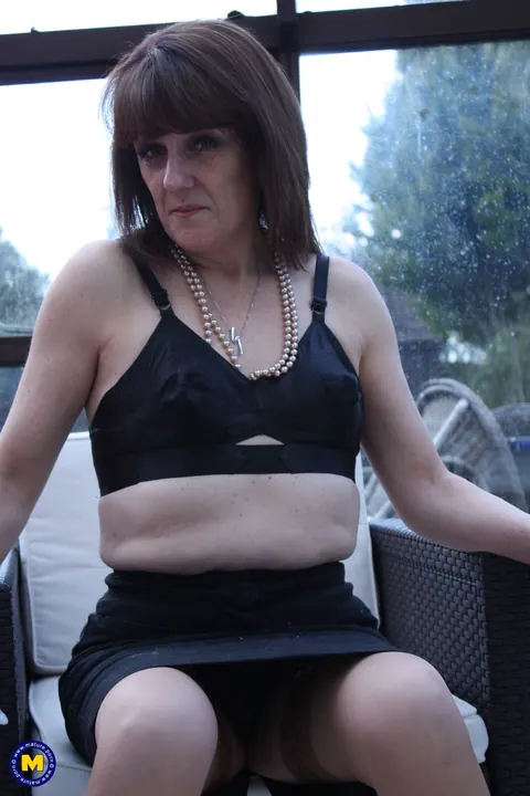 Pandora Sparrow: Mature European Brunette Strips Outdoors and Uses a Dildo – photo 8 of 21