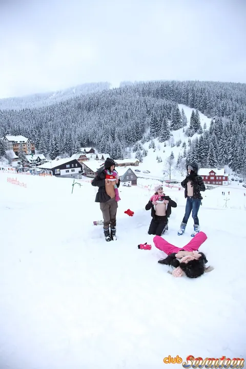 Lilly P: Blonde Lesbians Strip Out of Their Jeans and Keep Boots on Outdoors – photo 9 of 15