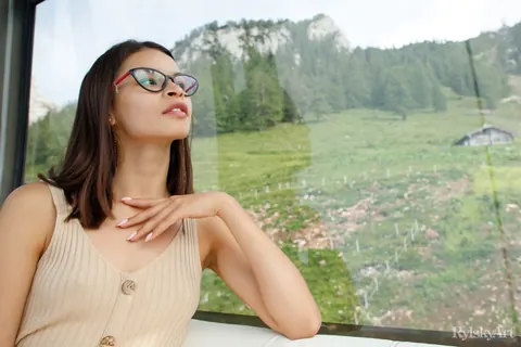 Ryanne Keena: Latina with Natural Tits Undresses in the Mountains Wearing Glasses – photo 3 of 16