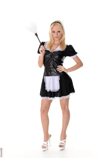 Jessica Joy – Tall Blonde MILF Strips Out of Her Maid Lingerie in High Heels
