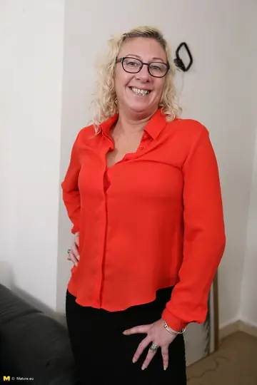 Thick British MILF Flashes Her Big Tits in a Skirt and Stockings