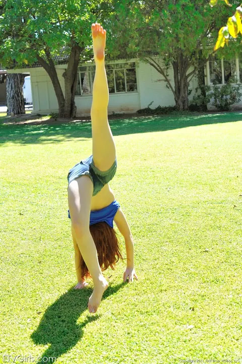 Elle Alexandra: Skinny Redhead Strips Off Her Shorts and Cartwheels Naked Outdoors – photo 14 of 21