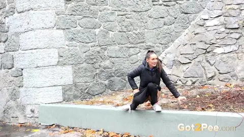 Cynthia Vellons: Blonde Czech MILF Pees and Spreads Outdoors – photo 14 of 15