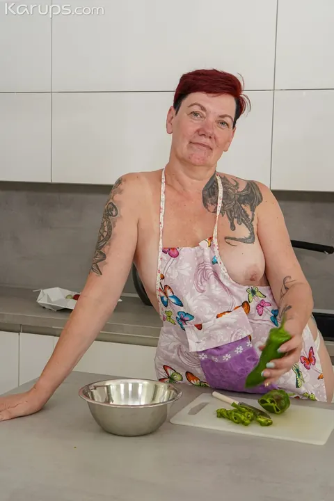 Curvy Redhead MILF Fingers and Toys Her Pussy in the Kitchen – photo 4 of 21