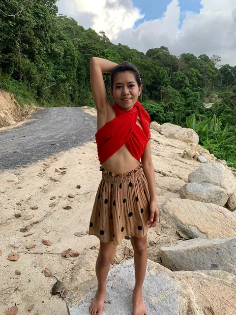 Petite Asian Woman Strips Out of Her Skirt Outdoors – photo 14 of 15