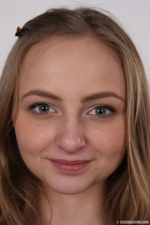 Lady Bug: Blonde Czech Babe with Big Natural Tits Peels Off Her Jeans – photo 1 of 20