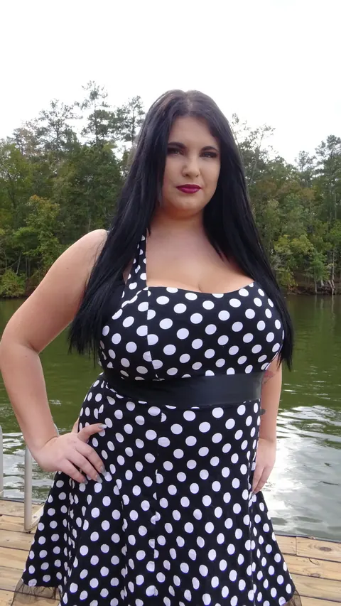 Mischievous Kitty: Thick Russian Brunette Strips Out of Her Dress Outdoors – photo 1 of 18