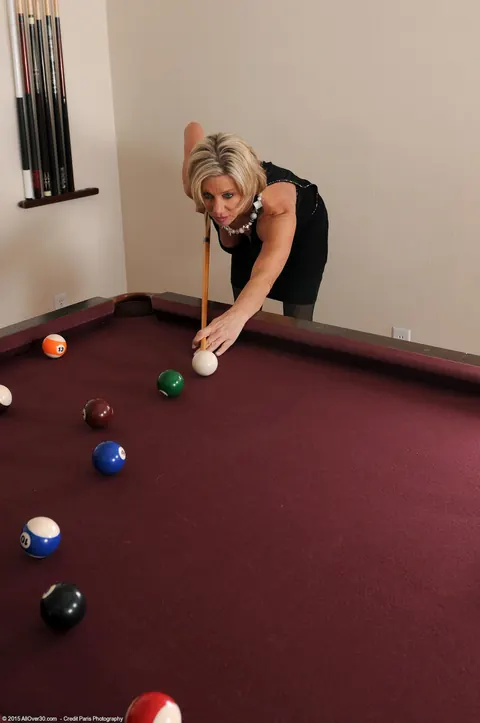 Payton Hall: Thick Blonde MILF Bends Over and Spreads Her Pussy at the Pool – photo 2 of 21