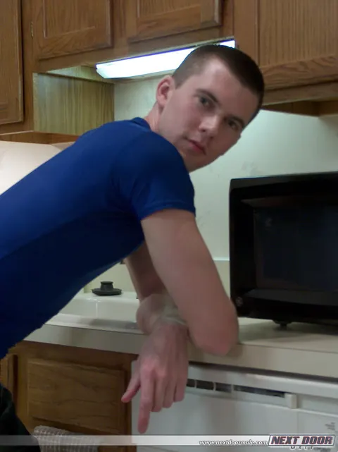 Gay Man Poses Nude and Shows His Ass and Cock – photo 8 of 21