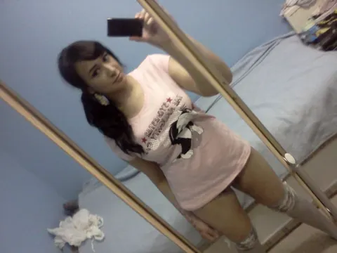Indian BBW Shows Her Big Tits in the Mirror Selfies – photo 9 of 10