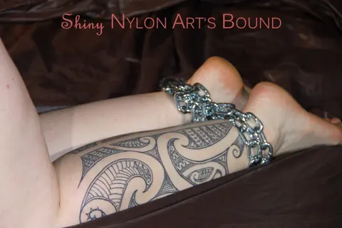 Tattooed PAWG Bound in Shorts and Spreads Her Legs – photo 7 of 16