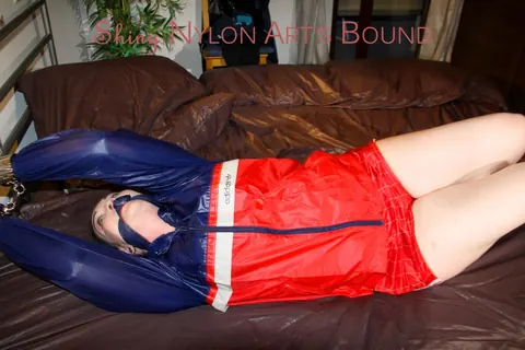 Tattooed PAWG Bound in Shorts and Spreads Her Legs – photo 10 of 16