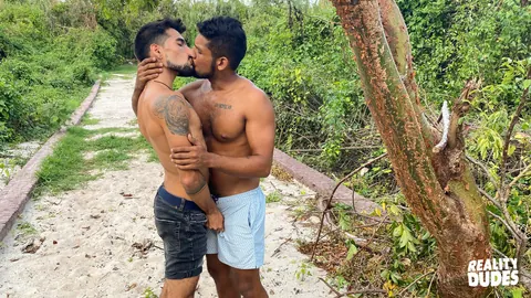 Hairy Men Give Blowjobs Outdoors – photo 3 of 20