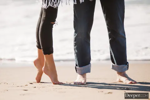 Kenna James: Blonde Takes Anal Doggy Style on the Beach – photo 1 of 20