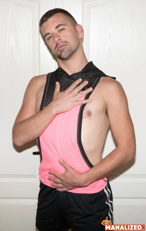 Hairy Hunk Strips Off His Top for Solo Posing – photo 4 of 12