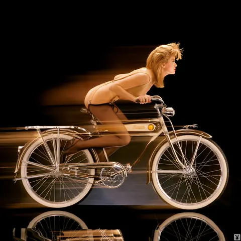 Cher Butler: Blonde Women in Heels and Glasses Pose Nude on Bicycles – photo 7 of 16