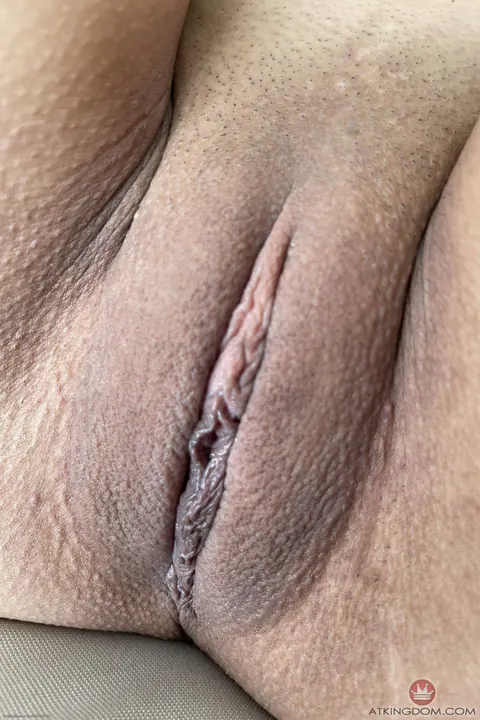 Nina Nieves: Latina MILF with Big Natural Tits Spreads Her Shaved Pussy – photo 5 of 20
