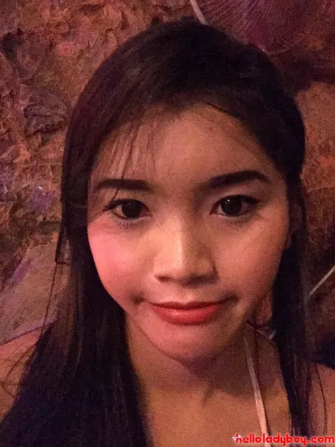 Asian Trans Woman Poses for Intimate Selfies – photo 17 of 21